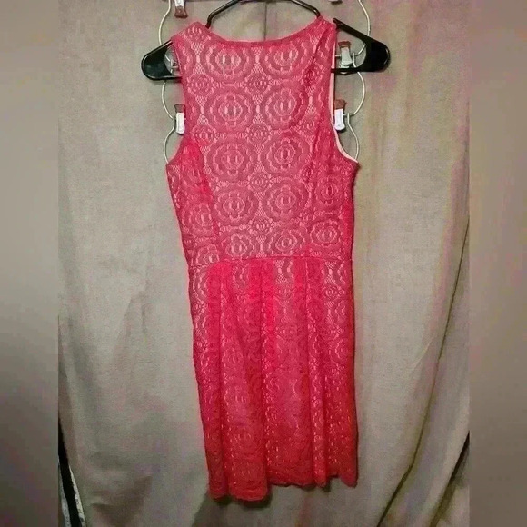Enfocus Studio Woman's Red lace dress sz 8 - Picture 3 of 5